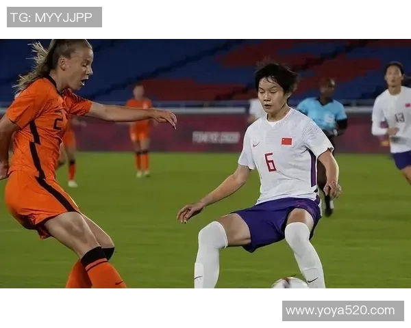 足球明星热评女足精彩瞬间视频引发热议与关注